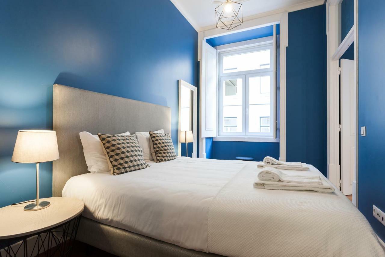 Baixa Vintage Three-bedroom - By Lu Holidays Lissabon